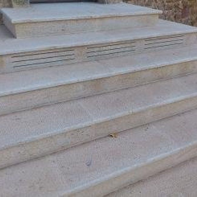 Arenisca Ojo de Perdiz para pavimentación en Madrid